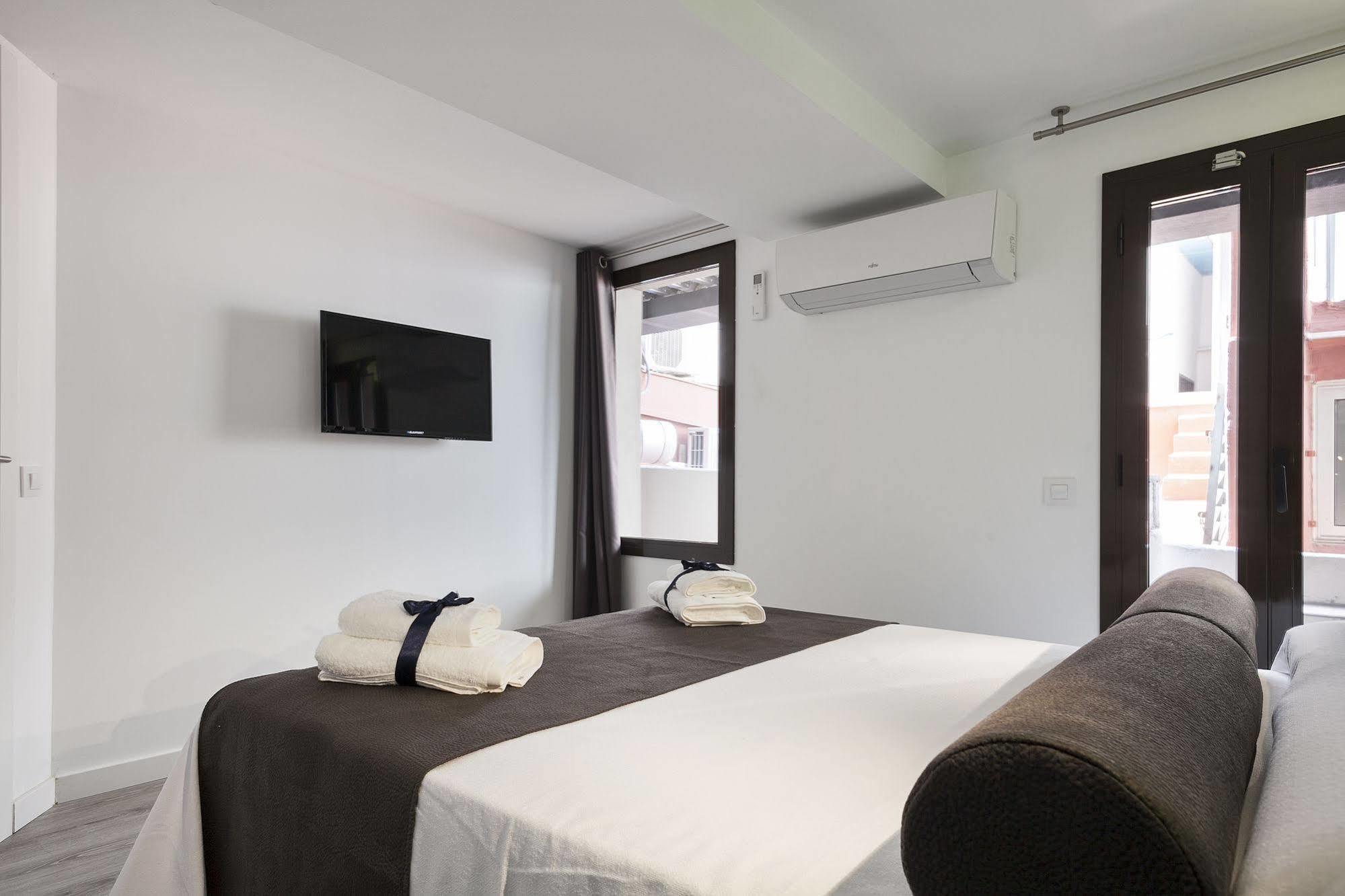 Habitat Apartments Adn Barcelona Buitenkant foto